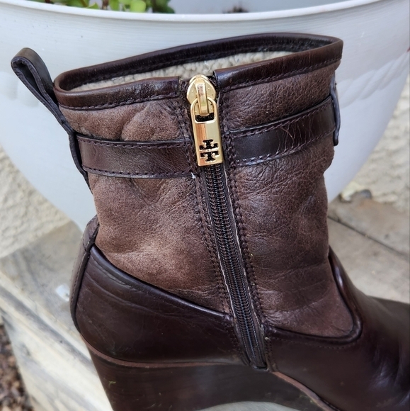 Tory Burch Primrose Lamb Fur Shearling Lining Wedge Bootie Boots - Picture 2 of 9